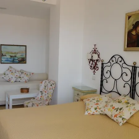 Mora 2* Джардини-Наксос