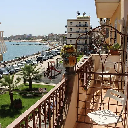 Mora Hotell Giardini Naxos