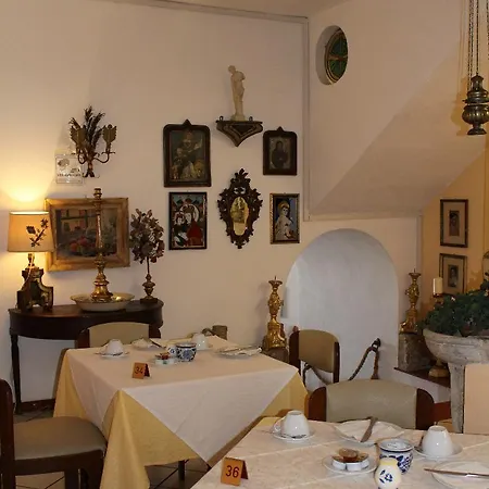 Otel Mora