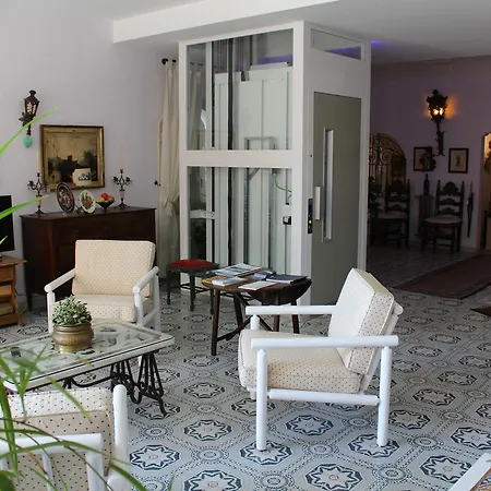 Mora 2* Giardini Naxos