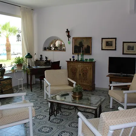Mora Otel