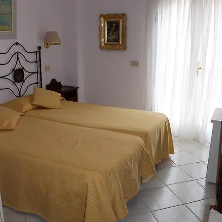 Mora Otel Giardini Naxos