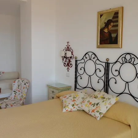 Mora Giardini Naxos